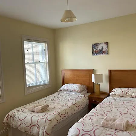 Number 3 Bank House Schull