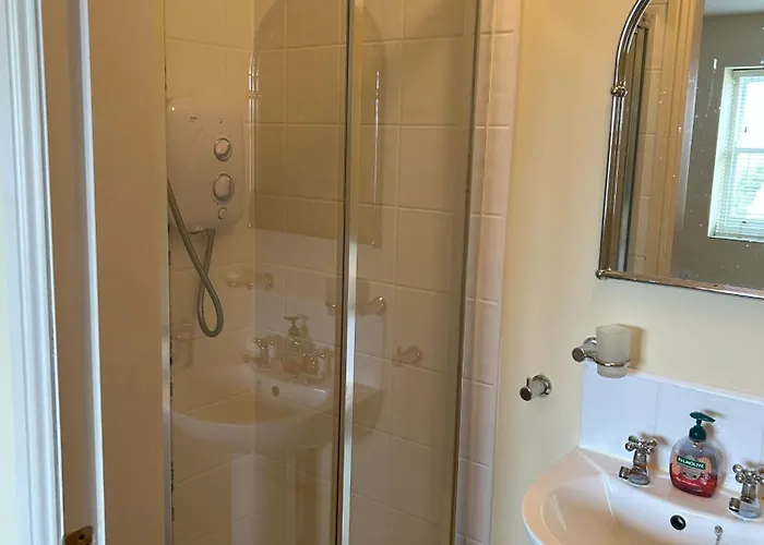 Semesterbostad Number 3 Bank House *