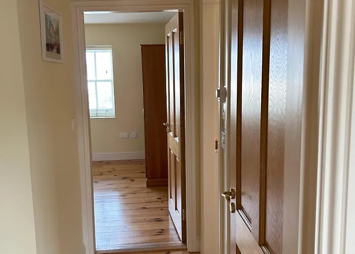 Number 3 Bank House Semesterbostad