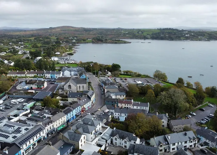 Number 3 Bank House Semesterbostad Schull